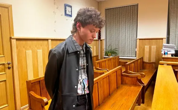 Эдуард Шарлот в зале суда. Фото: Объединённая пресс-служба судов Санкт-Петербурга Эдуард Шарлот в зале суда. Фото: Объединённая пресс-служба судов Санкт-Петербурга