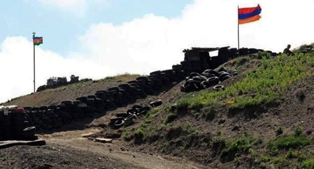 Граница между Арменией и Азербайджаном. Фото: https://www.vesti.az/politika/nacalsya-process-delimitacii-na-granice-mezdu-azerbaidzanom-i-armeniei-515273 Граница между Арменией и Азербайджаном. Фото: https://www.vesti.az/politika/nacalsya-process-delimitacii-na-granice-mezdu-azerbaidzanom-i-armeniei-515273