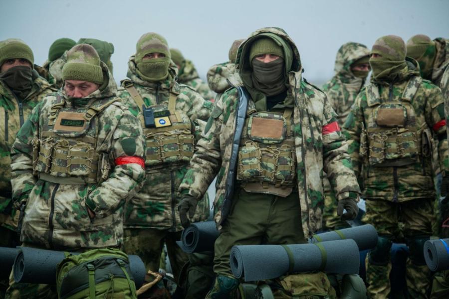 Добровольцы из Чечни перед отправкой на Украину. Фото: "Грозный Информ" https://www.grozny-inform.ru/news/society/167329/ Добровольцы из Чечни перед отправкой на Украину. Фото: "Грозный Информ" https://www.grozny-inform.ru/news/society/167329/