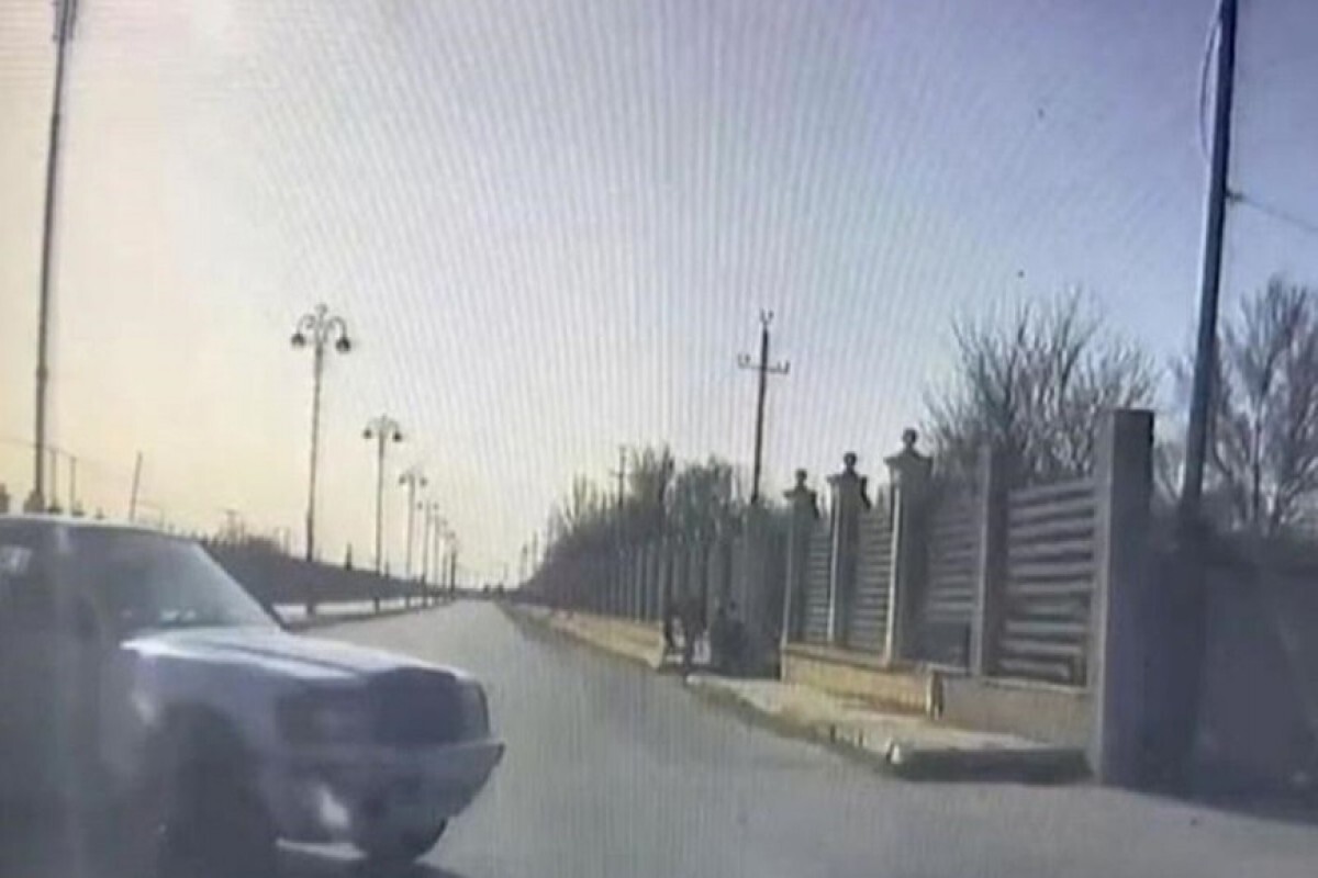 ДТП в Имишли. 18 января 2025 г. Скриншот видео https://ru.apa.az/proisshestvie/skoncalsya-rebenok-postradavsii-v-dtp-v-imisli-600808 ДТП в Имишли. 18 января 2025 г. Скриншот видео https://ru.apa.az/proisshestvie/skoncalsya-rebenok-postradavsii-v-dtp-v-imisli-600808