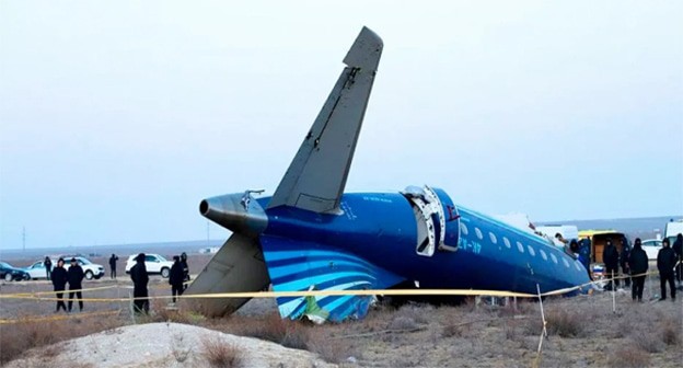 Крушение самолета Azerbaijan Airlines. 25 декабря 2025 г. Фото: https://www.vesti.az/politika/euronews-pricinoi-kruseniya-samoleta-azal-v-aktau-stala-rossiiskaya-zenitnaya-raketa-533521 Крушение самолета Azerbaijan Airlines. 25 декабря 2025 г. Фото: https://www.vesti.az/politika/euronews-pricinoi-kruseniya-samoleta-azal-v-aktau-stala-rossiiskaya-zenitnaya-raketa-533521
