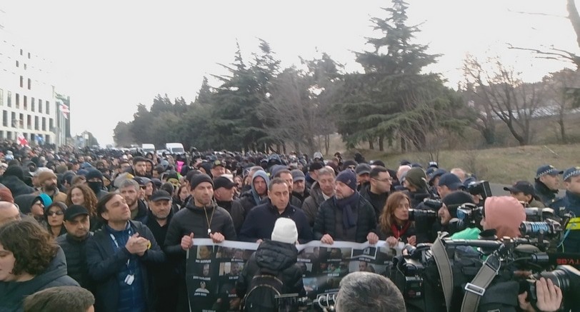 Участники акции протеста. Тбилиси, 2 февраля 2025 года. Фото Беслана Кмузова для "Кавказского узла". Участники акции протеста. Тбилиси, 2 февраля 2025 года. Фото Беслана Кмузова для "Кавказского узла".