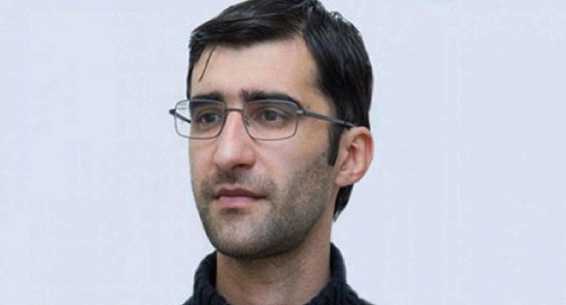 Рамин Деко. Фото: https://www.musavat.ru/ru/news/zhurnalist-ramin-deko-zaderzhan_1125855.html Рамин Деко. Фото: https://www.musavat.ru/ru/news/zhurnalist-ramin-deko-zaderzhan_1125855.html