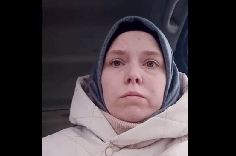 Эльза Солтаева. Стоп-кадр видео из Telegram-канала "Марем" от 05.02.25, https://t.me/marem_group/971. Эльза Солтаева. Стоп-кадр видео из Telegram-канала "Марем" от 05.02.25, https://t.me/marem_group/971.