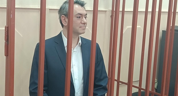 Григорий Мельконьянц в зале суда. Фото корреспондента "Кавказского узла" Григорий Мельконьянц в зале суда. Фото корреспондента "Кавказского узла"