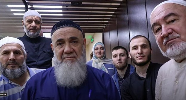 Ингушские активисты. Фото: "ФортангаОрг" https://fortanga.org/2021/11/zashhita-ingushskih-aktivistov-obyasnila-otkaz-gosobvineniya-ot-uchastiya-v-preniyah/
Ингушские активисты. Фото: "ФортангаОрг" https://fortanga.org/2021/11/zashhita-ingushskih-aktivistov-obyasnila-otkaz-gosobvineniya-ot-uchastiya-v-preniyah/