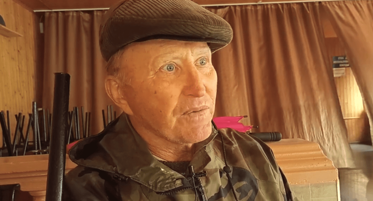 Владимир Атаманчук. Стоп-кадр видео из YouTube-канала "С открытым забралом" от 09.05.21, https://www.youtube.com/watch?v=txboSJIzV3E&t=25s Владимир Атаманчук. Стоп-кадр видео из YouTube-канала "С открытым забралом" от 09.05.21, https://www.youtube.com/watch?v=txboSJIzV3E&t=25s