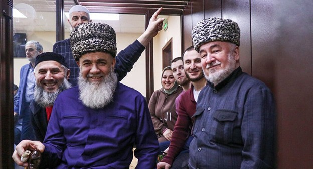 Участники "ингушского дела" в зале суда. Фото: ФортангаОрг https://fortanga.org/2024/01/advokaty-liderov-protesta-napravili-konstitucionnuu-zhalobu/ Участники "ингушского дела" в зале суда. Фото: ФортангаОрг https://fortanga.org/2024/01/advokaty-liderov-protesta-napravili-konstitucionnuu-zhalobu/