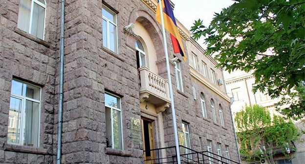 Избирательный участок в Гюмри. Фото: https://factor.am/ru/74331.html Избирательный участок в Гюмри. Фото: https://factor.am/ru/74331.html