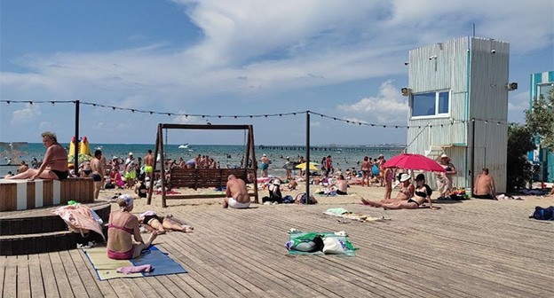 Пляж в Анапе. Фото Иолины Грибковой, "Юга.ру" Пляж в Анапе. Фото Иолины Грибковой, "Юга.ру"