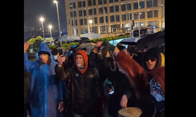 Активисты на акции в Тбилиси. Стоп-кадр видео https://t.me/Tbilisi_life/38220 от 20.03.25. Активисты на акции в Тбилиси. Стоп-кадр видео https://t.me/Tbilisi_life/38220 от 20.03.25.