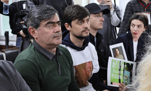 Посетители заседания 31 марта. Скриншот фото "Батумелеби",https://batumelebi.netgazeti.ge/news/567709/
