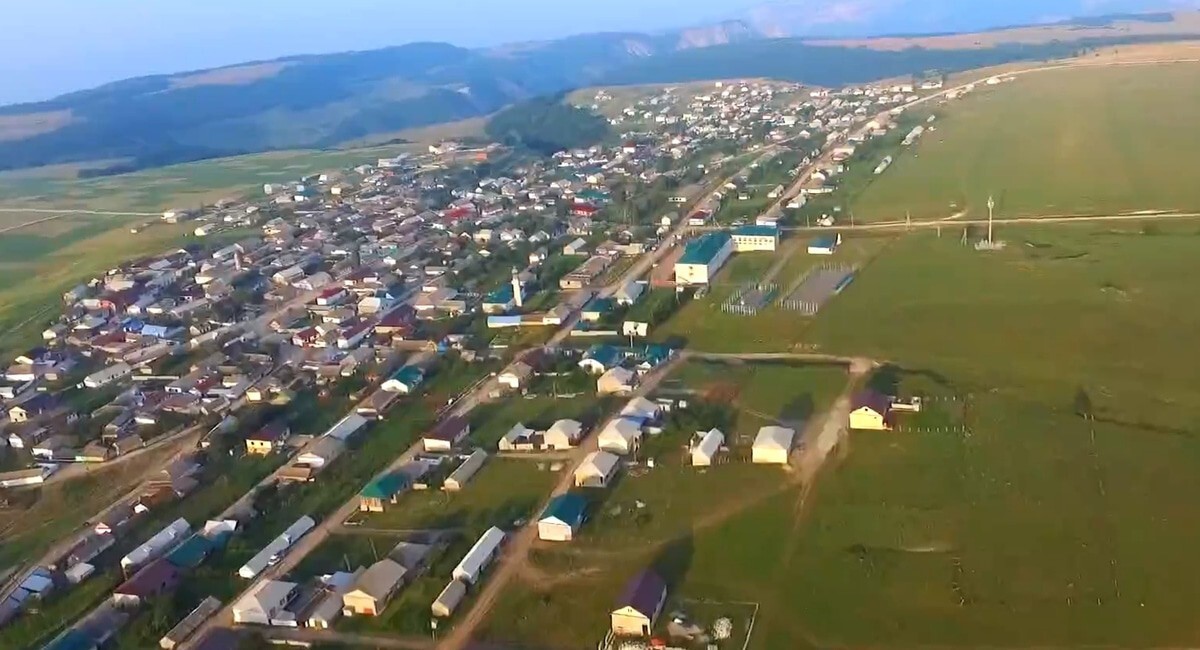 Село Хубар. Кадр видео ННТ https://vk.com/club126669235?to=L2NsdWIxMjY2NjkyMzU%2F Село Хубар. Кадр видео ННТ https://vk.com/club126669235?to=L2NsdWIxMjY2NjkyMzU%2F