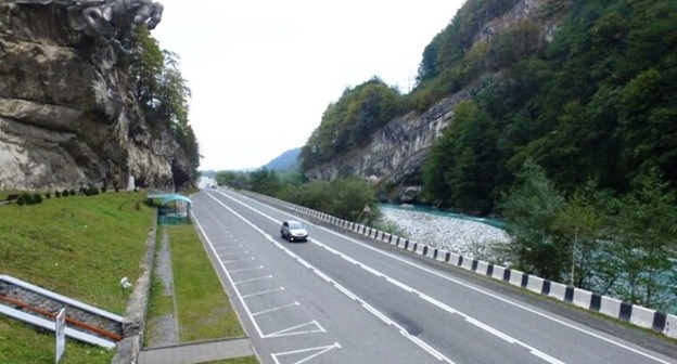 Транскавказская магистраль. Фото: https://south-ossetia.info/transkam-doroga-podarivshaya-zhizn/ Транскавказская магистраль. Фото: https://south-ossetia.info/transkam-doroga-podarivshaya-zhizn/