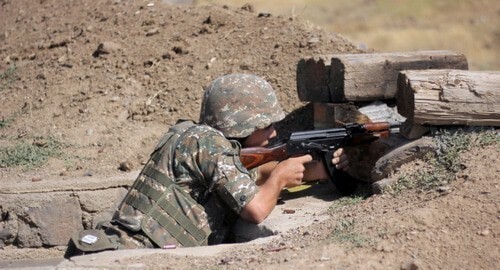 Армянский солдат. Фото: пресс-служба Минобороны Армении http://www.mil.am/ru/news/8097 Армянский солдат. Фото: пресс-служба Минобороны Армении http://www.mil.am/ru/news/8097