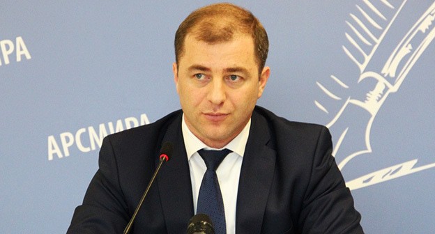 Адгур Ардзинба. Фото: https://mineconom-ra.org/ru/news/interview/980/ Адгур Ардзинба. Фото: https://mineconom-ra.org/ru/news/interview/980/