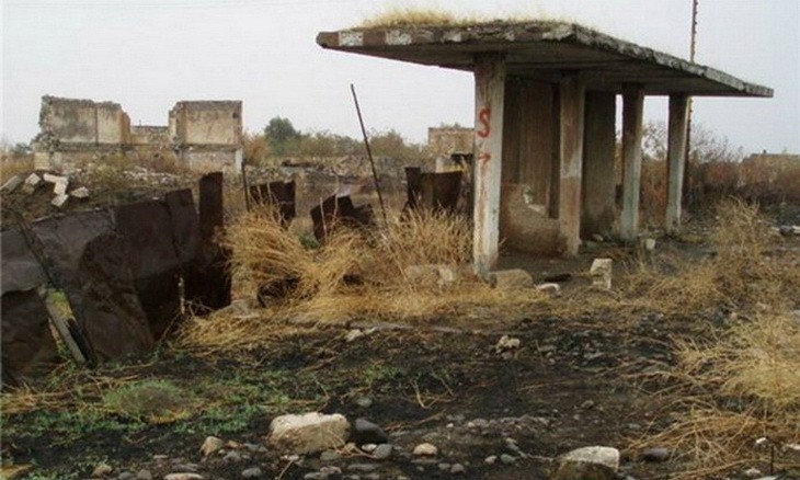 Разрушенное в годы первой карабахской войны село. Фото: azerhistory.com