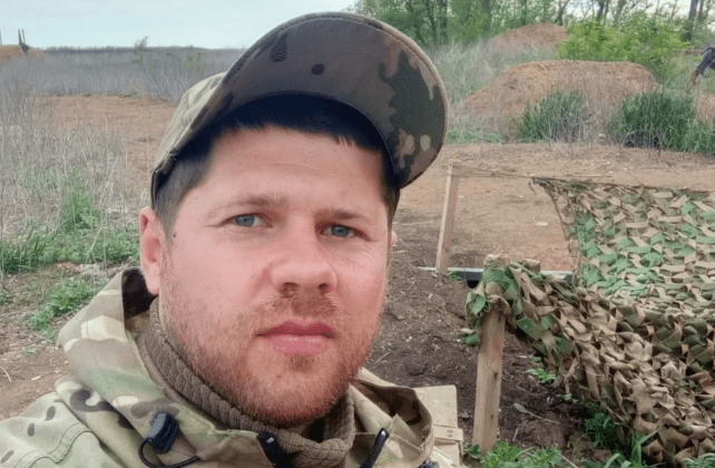 Дмитрий Поесков. Скриншот фото из Telegram-канала администрации Советского округа от 03.06.25, https://t.me/sovetskiigo/15407.