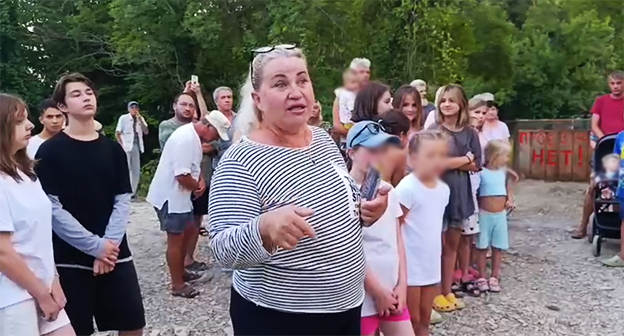 Жители Лермонтово. 13 августа 2025 г. Скриншот видео https://vkvideo.ru/video-142895107_456239236 Жители Лермонтово. 13 августа 2025 г. Скриншот видео https://vkvideo.ru/video-142895107_456239236