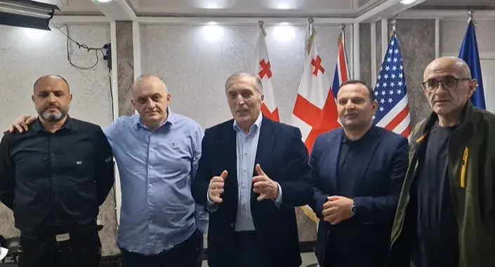 Ираклий Надирадзе, Муртаз Зоделава, Паате Бурчуладзе, Паате Манджгаладзе, Лаше Беридзе (слева направо). Фото: https://www.interpressnews.ge/ru/article/171031-segodnia-budut-prediavleny-obvineniia-paate-burchuladze-murtazu-zodelava-irakliiu-nadiradze-paate-mandzhgaladze-i-lashe-beridze