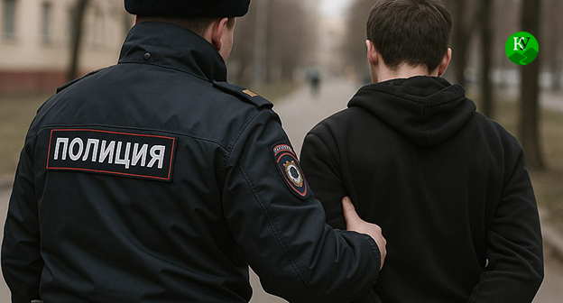 Сотрудник полиции во время задержания. Иллюстрация "Кавказского узла" созданная ИИ при помощи программы Copilot Сотрудник полиции во время задержания. Иллюстрация "Кавказского узла" созданная ИИ при помощи программы Copilot