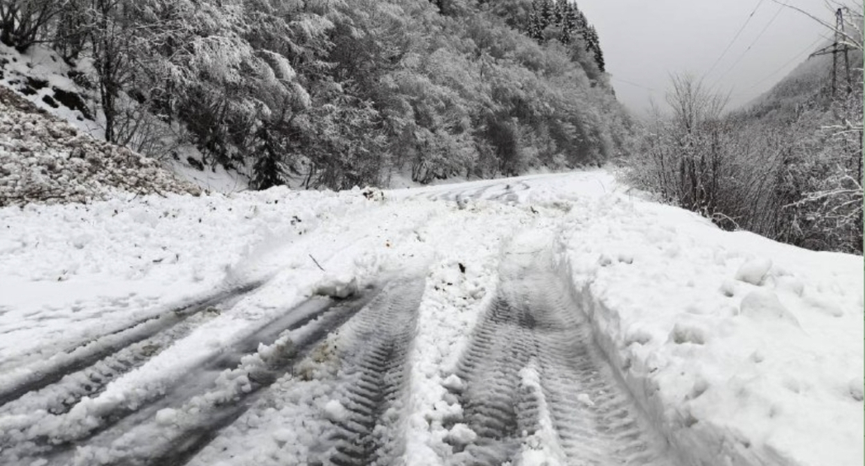 Состояние дорожного полотна Транскавказской автомагистрали на утро 9 января. Фото: МЧС Южной Осетии / Telegram