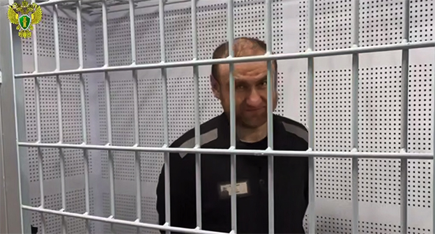 Рауф Арашуков в зале суда. 13 января 2026 г. Скриншот видео https://t.me/genprocrf/5835 Рауф Арашуков в зале суда. 13 января 2026 г. Скриншот видео https://t.me/genprocrf/5835
