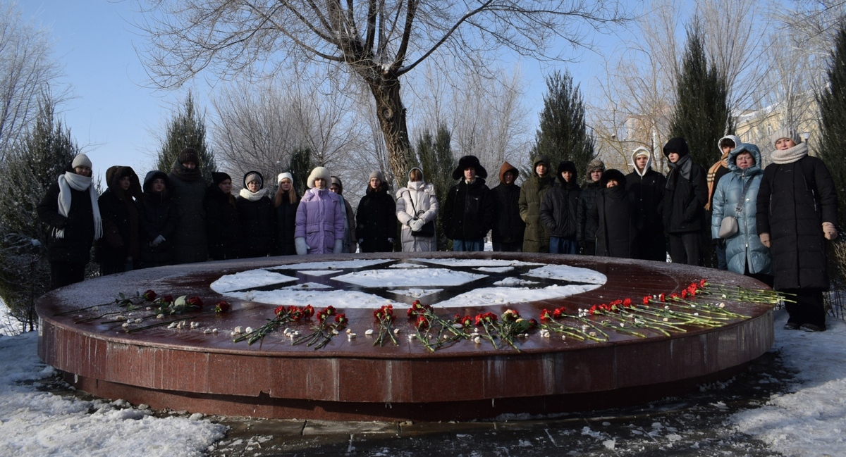 Митинг памяти жертв Холокоста. Волгоград, 27 января 2026 года. Фото: "Волгоградская еврейская община" https://vk.com/volgobshina Митинг памяти жертв Холокоста. Волгоград, 27 января 2026 года. Фото: "Волгоградская еврейская община" https://vk.com/volgobshina