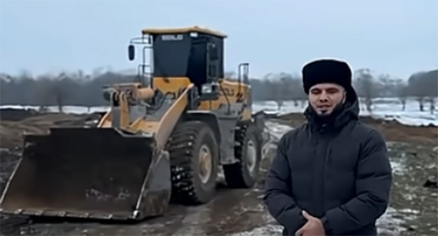 Стихийная свалка в Сунже. 27 января 2026 г. Скриншот видео https://www.youtube.com/watch?app=desktop&v=zAki1vMN9EQ Стихийная свалка в Сунже. 27 января 2026 г. Скриншот видео https://www.youtube.com/watch?app=desktop&v=zAki1vMN9EQ