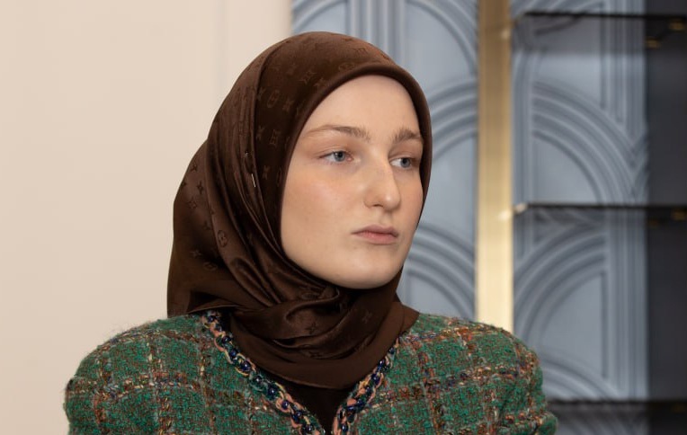 Хадижат Кадырова. Фото https://chechnya.gov.ru/wp-content/uploads/2024/02/RK_Taymaskhanov_Galas_31012024_4.jpg