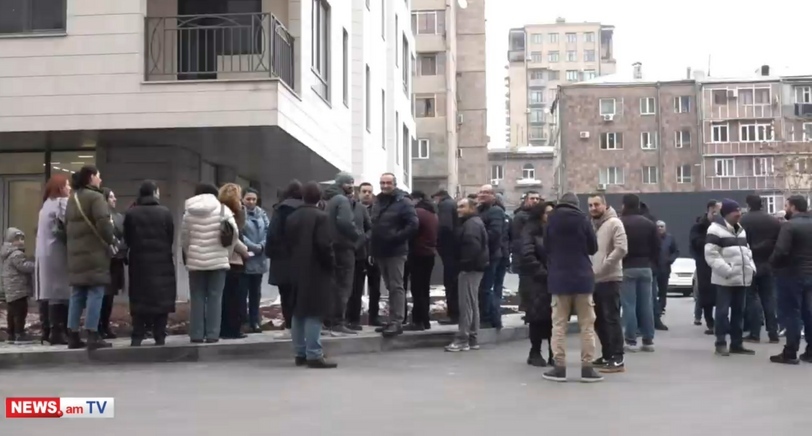 Акция протеста в Ереване. 7 февраля 2025 года. Кадр видео News.am https://www.youtube.com/watch?v=dqvKNytZWPQ