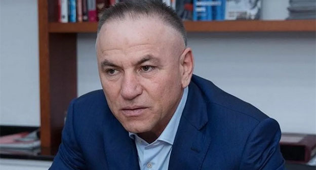 Ризвангаджи Исаев. Фото: https://chernovik.net/content/inye-smi/vozvrashchenie-dagestanskogo-evropeyca-kavpolitоsya-stroit-v Ризвангаджи Исаев. Фото: https://chernovik.net/content/inye-smi/vozvrashchenie-dagestanskogo-evropeyca-kavpolitоsya-stroit-v