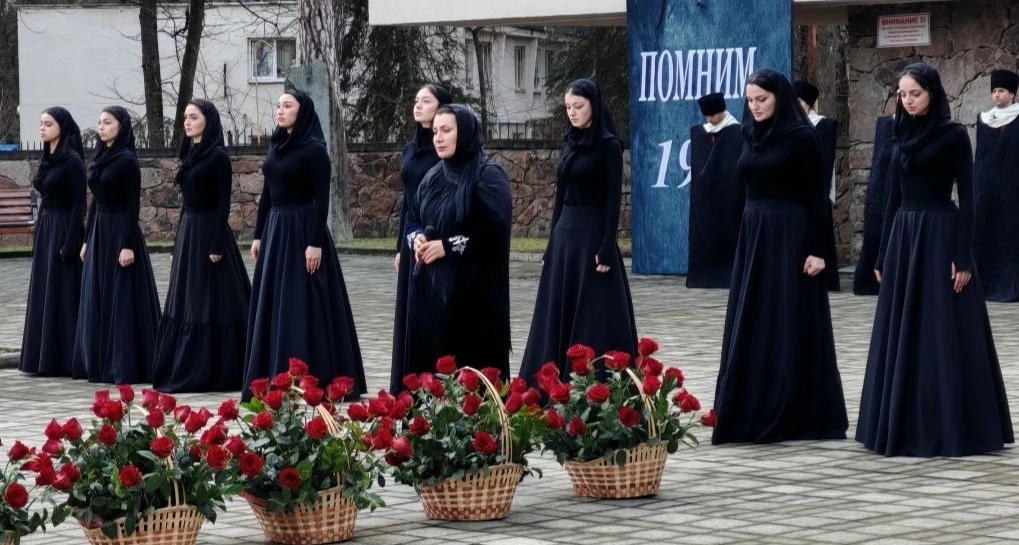 Участники акции в Нальчике. 8 марта 2026 года. Фото корреспондента "Кавказского узла". Участники акции в Нальчике. 8 марта 2026 года. Фото корреспондента "Кавказского узла".