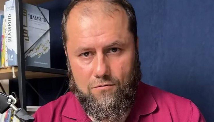 Абакар Абакаров. Стоп-кадр видео YouTube-канала "Утро Дагестан" от 3 октября, https://www.youtube.com/shorts/H24FBbco_7A Абакар Абакаров. Стоп-кадр видео YouTube-канала "Утро Дагестан" от 3 октября, https://www.youtube.com/shorts/H24FBbco_7A