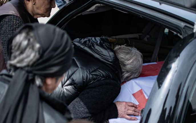 Тело грузинского бойца доставлено в Тбилиси. Скриншот фото Publika от 26.04.26. Тело грузинского бойца доставлено в Тбилиси. Скриншот фото Publika от 26.04.26.