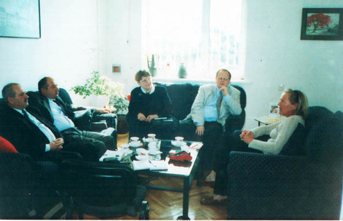 В Бакинском офисе МККК. 2001г. В Бакинском офисе МККК. 2001г.