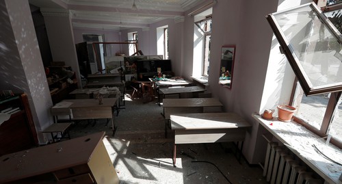 Разрушенная художественная школа в городе Мартуни после обстрела 14 октября 2020 года. Фото: REUTERS/Stringer